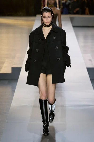 Look 53